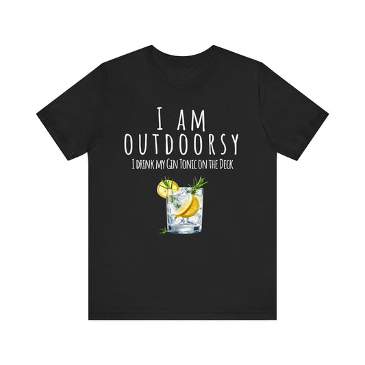 Black t-shirt with a graphic of a gin tonic and text on a white background