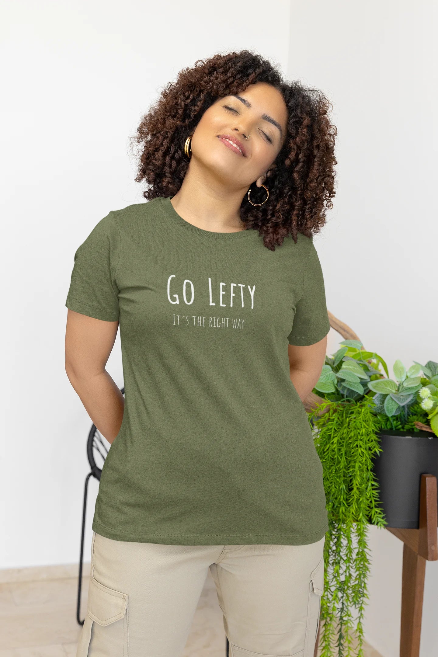 Go Lefty it's the right way on T-Shirt