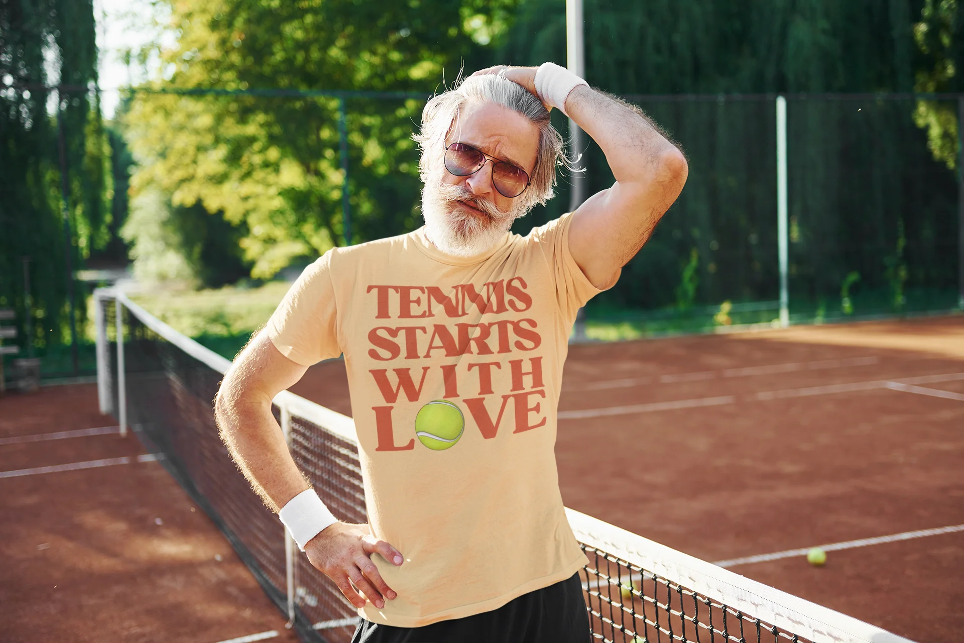 Tennis starts with love 